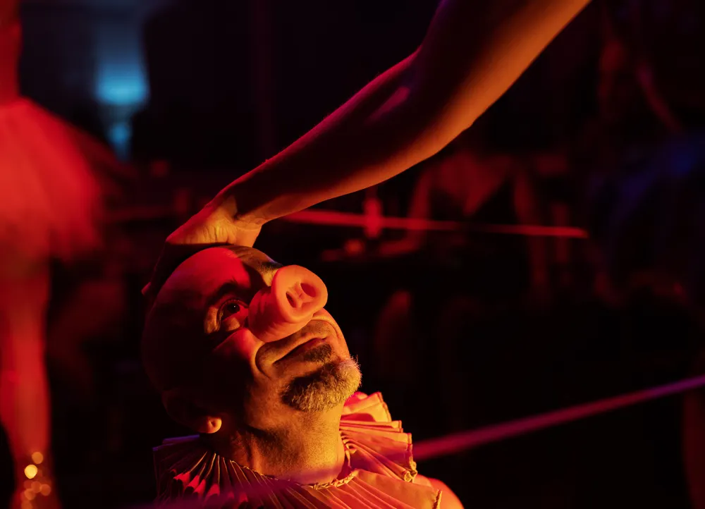 OBJECT MAN: Erotic Circus Encounter